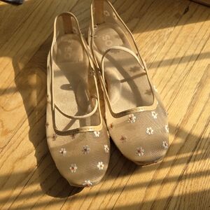 SO Beige Floral Mesh Flats